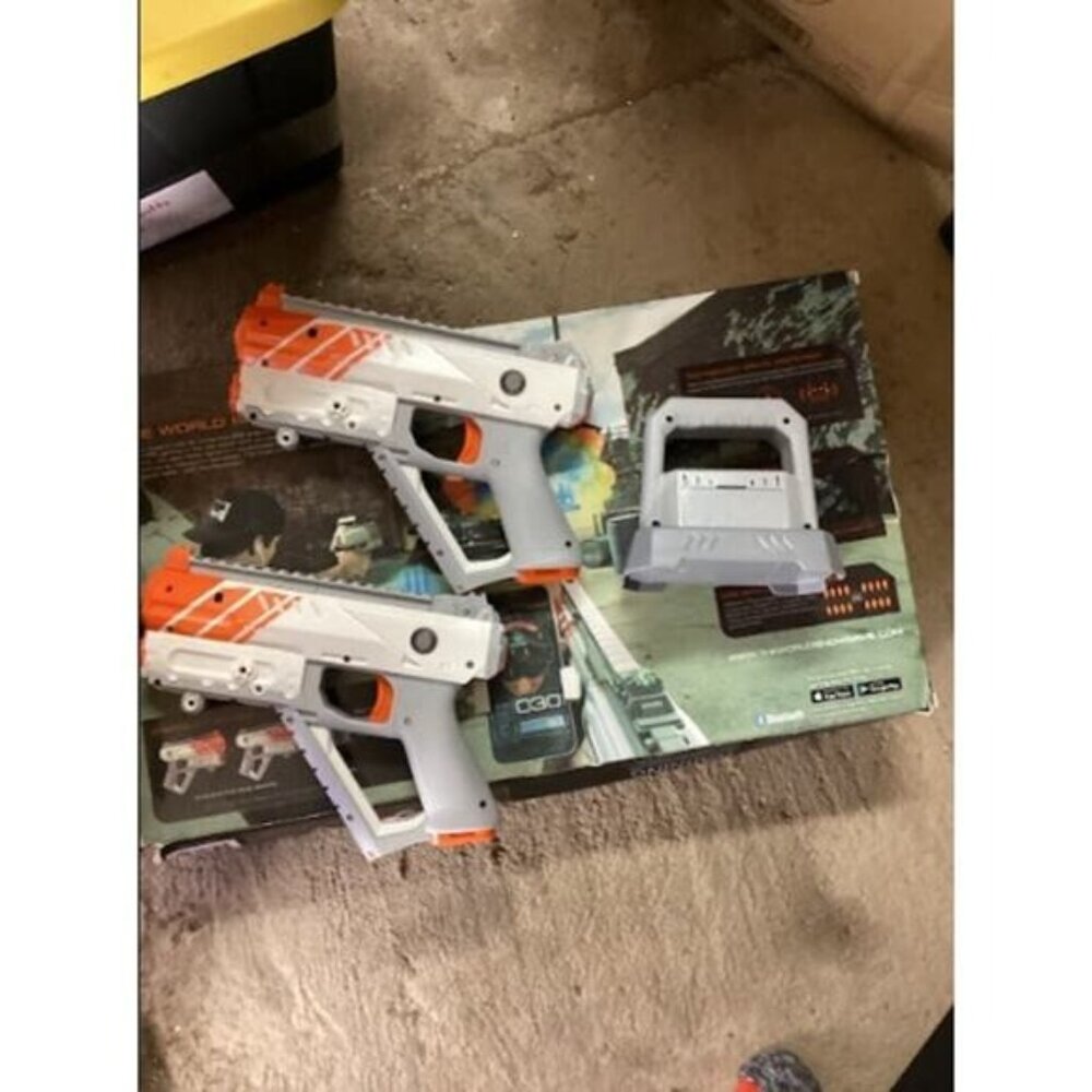 Recoil Social Laser Tag Starter Set MultiPlayer Smartphone Game IT WORKS